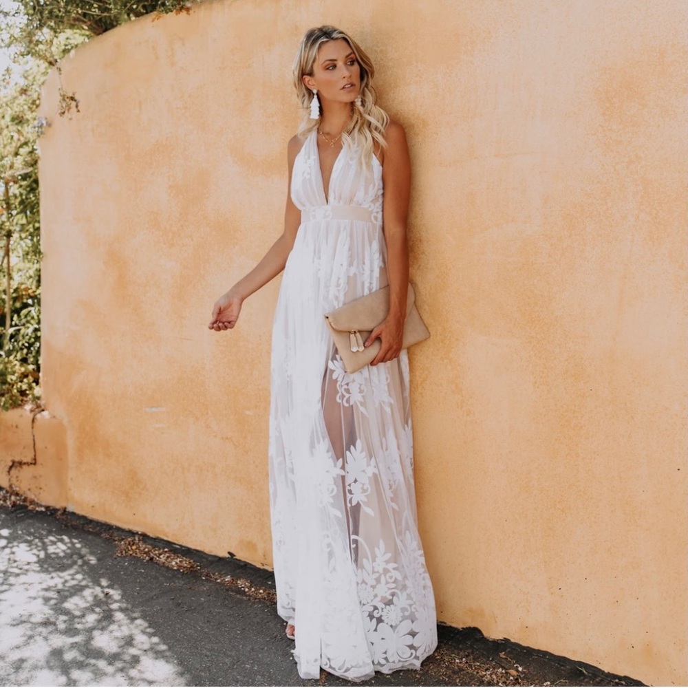 COPY - Vici Collection - ANTONIA MAXI DRESS - WHI…